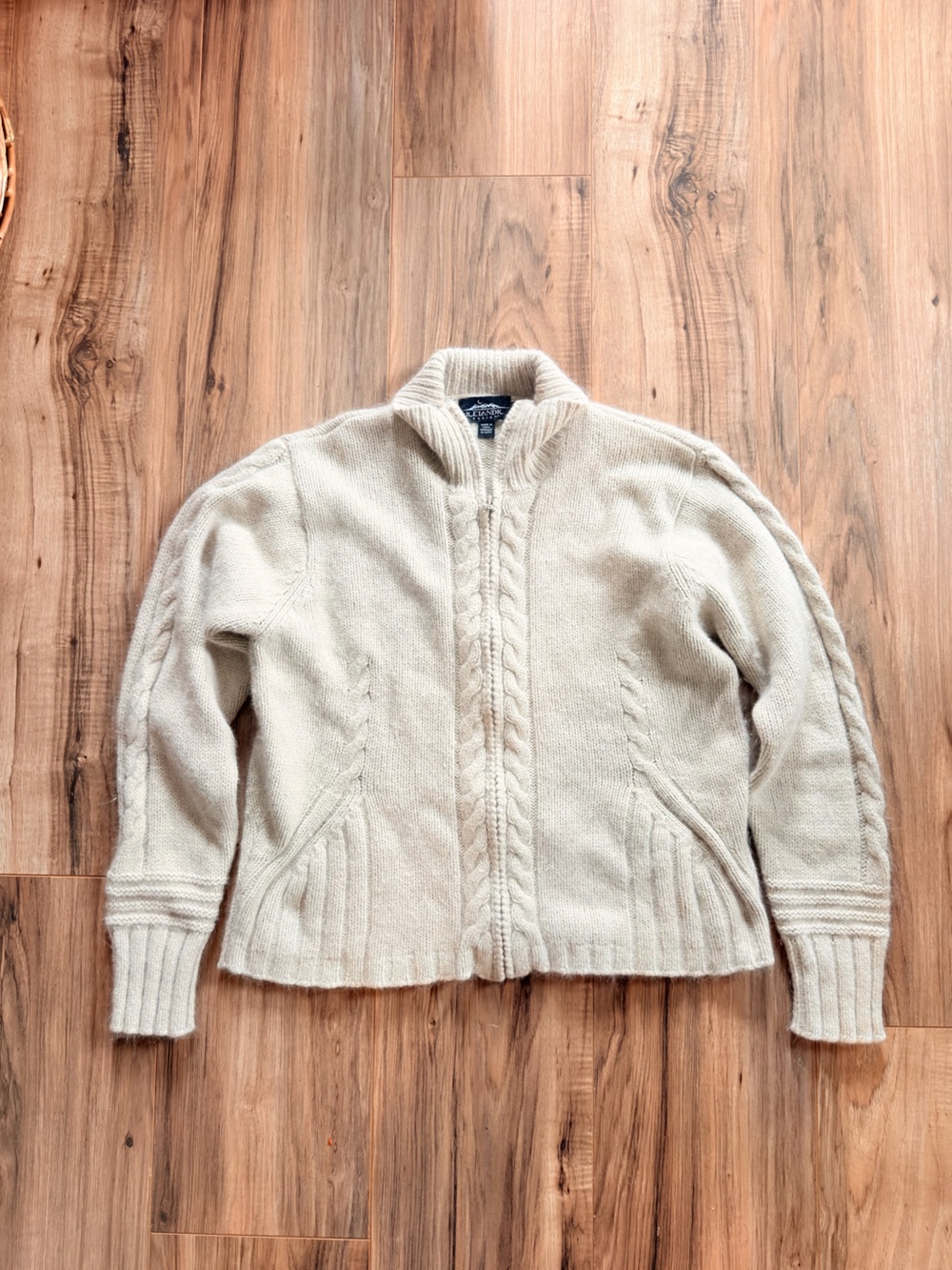 Icelandic Design Y2K Silk Angora Cable Knit Zip Cardigan Sweater M